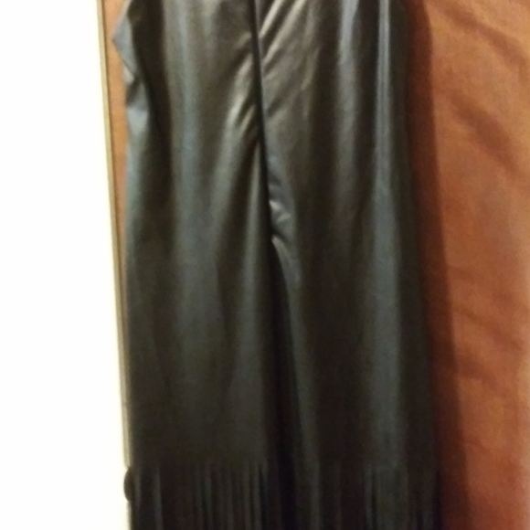 Dress - Picture 3 of 6